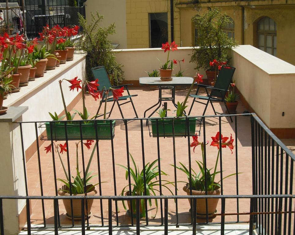 Il Giglio Rosso Appartement Napels Kamer foto