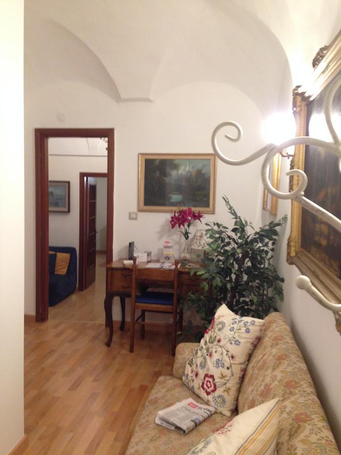 Il Giglio Rosso Appartement Napels Buitenkant foto