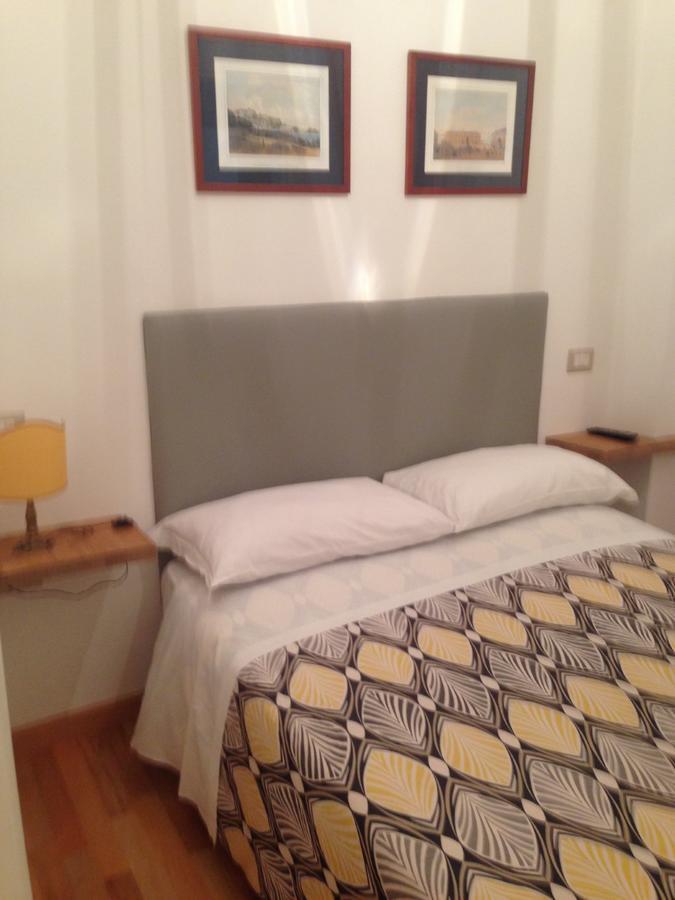 Il Giglio Rosso Appartement Napels Buitenkant foto
